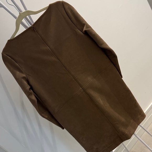 🍑 Ann Taylor Camel ‘Suede’ Dress 🍑 - Picture 6 of 13